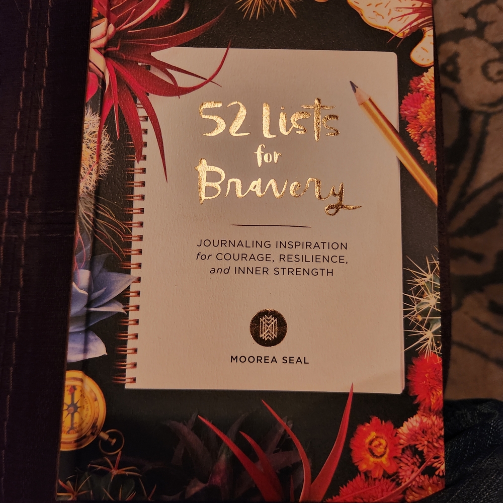 52 Lists for Bravery Journal - Multicolor